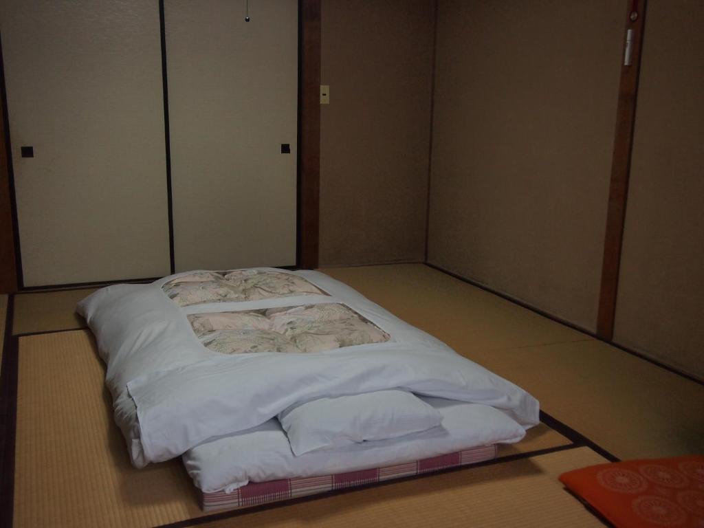Ishiba Ryokan Hirosaki Kamer foto
